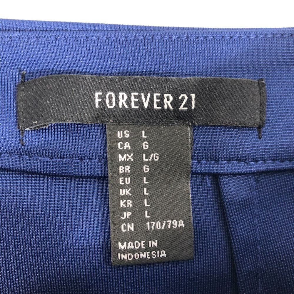 Forever 21 Shorts Womens Large Dark Blue Back Zipper Dressy Mid Rise 2.5" Inseam - Picture 3 of 11